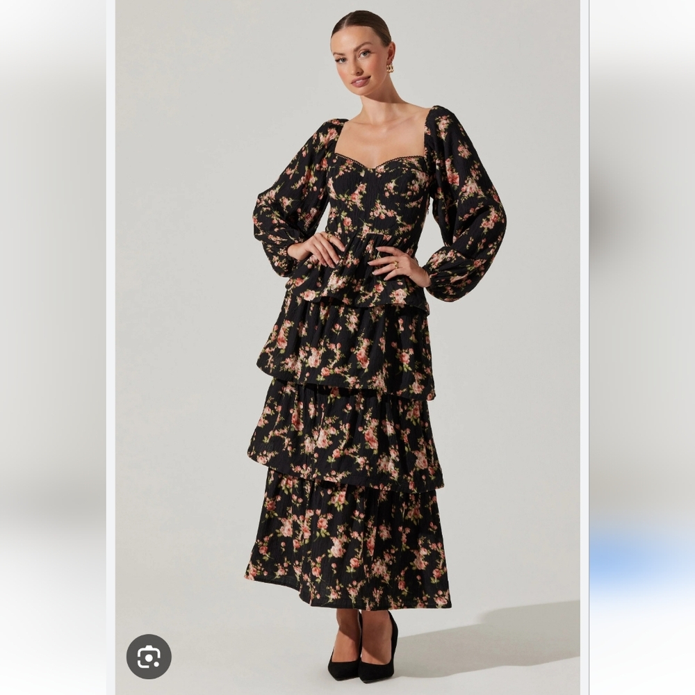 Floral Black Dress - Picture 7 of 7